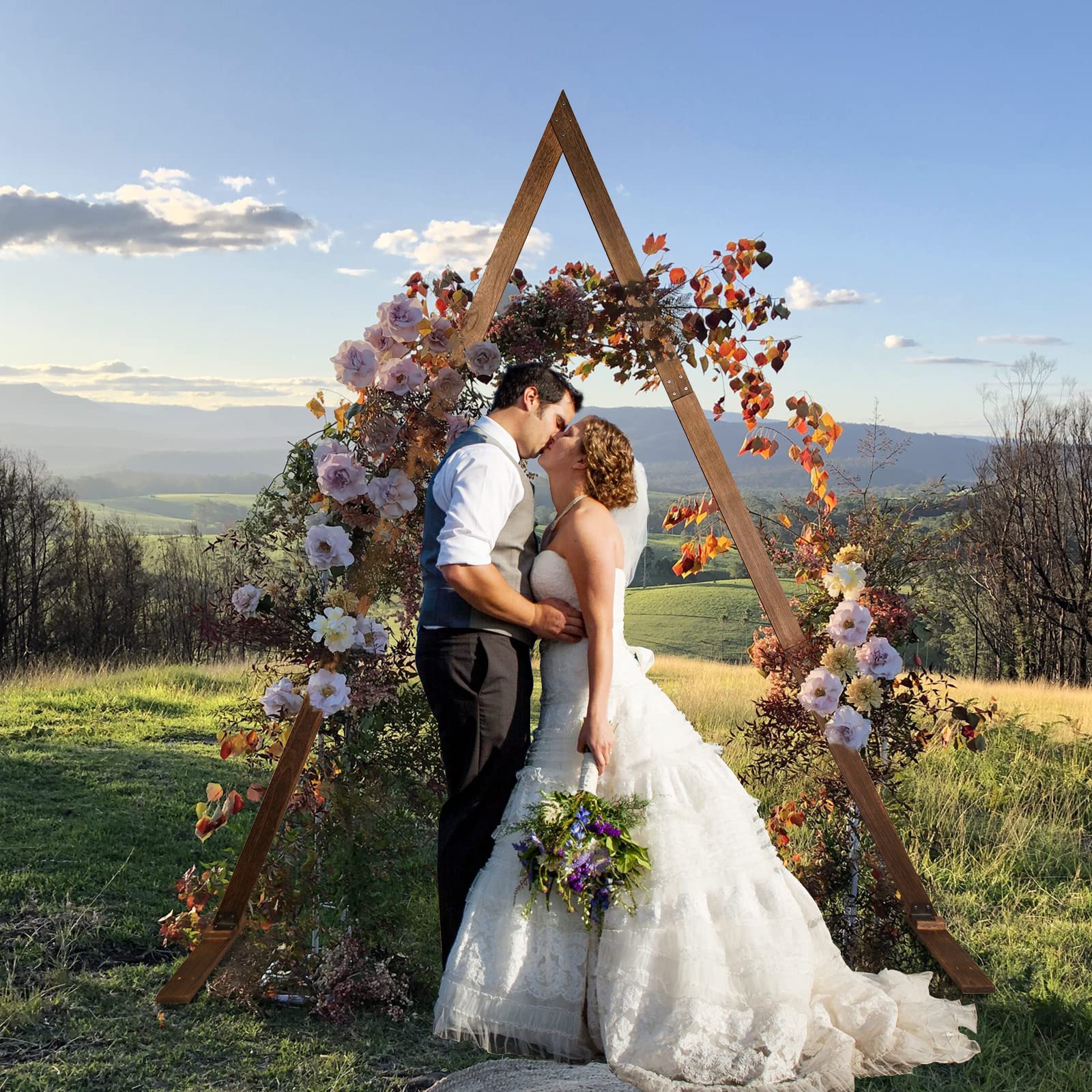 Close-up of Yaseingoo wedding arch crafted from wood
