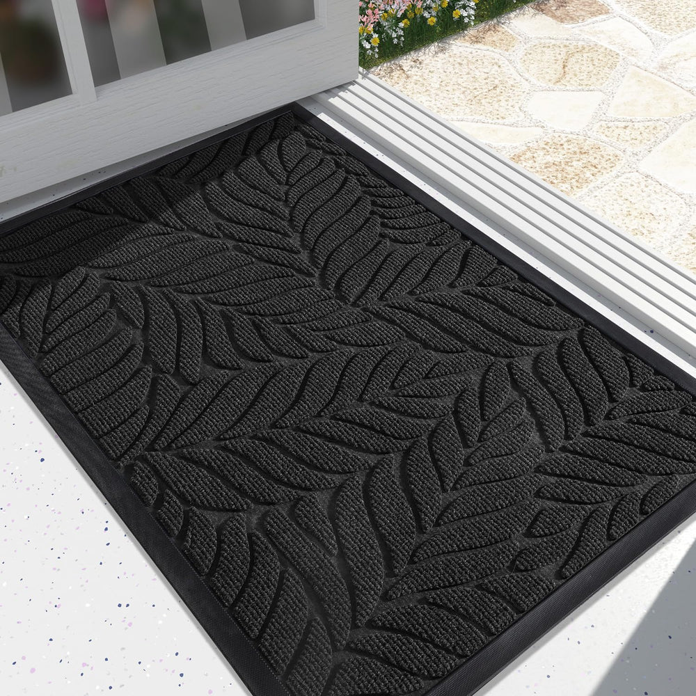 Close-up of Yimobra door mat showing texture and material
