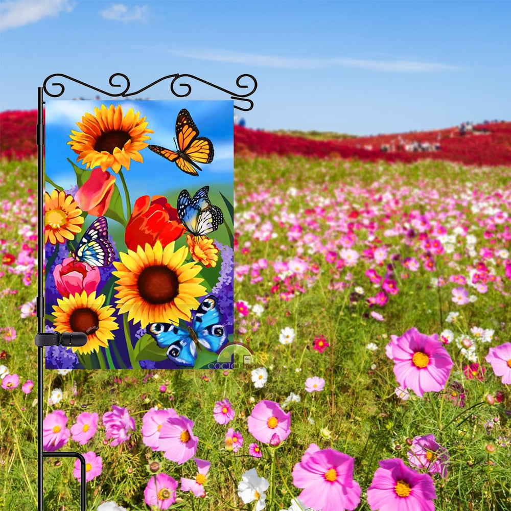 COCJCJ Large Garden Flag in a backyard setting