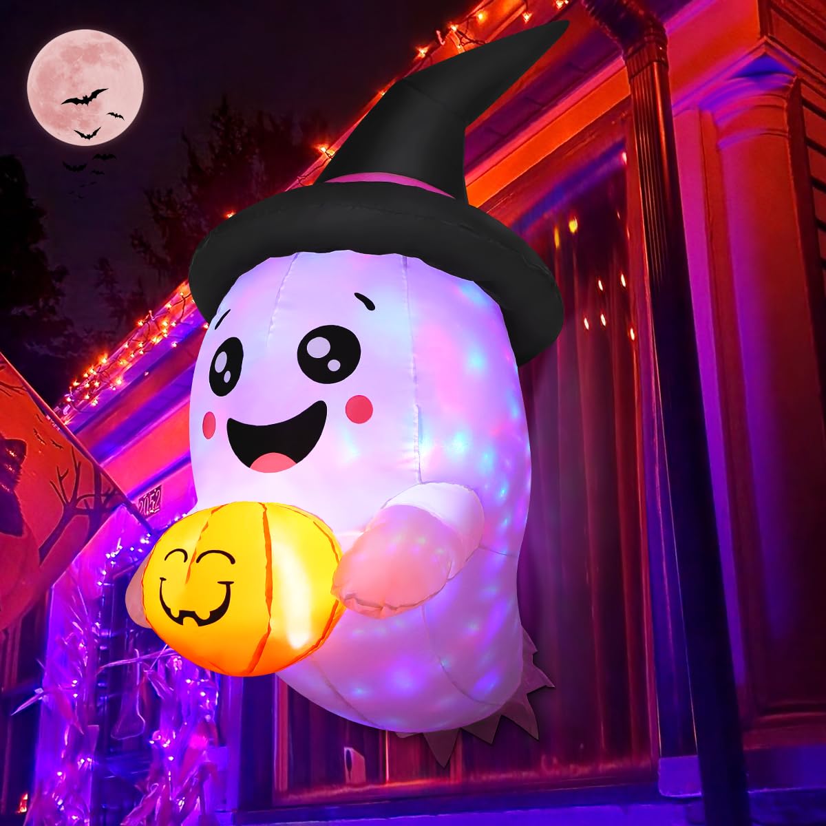 COMIN Halloween inflatable ghost lit up at night