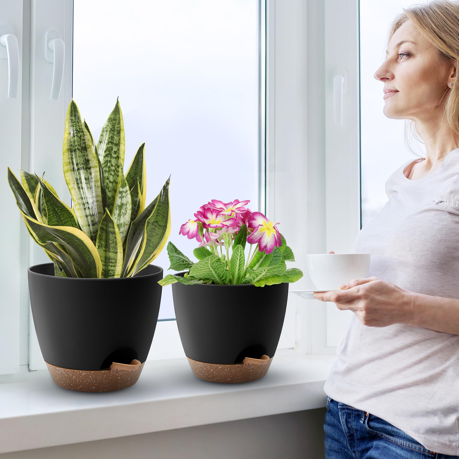 Complete set of QRRICA self-watering pots in different sizes