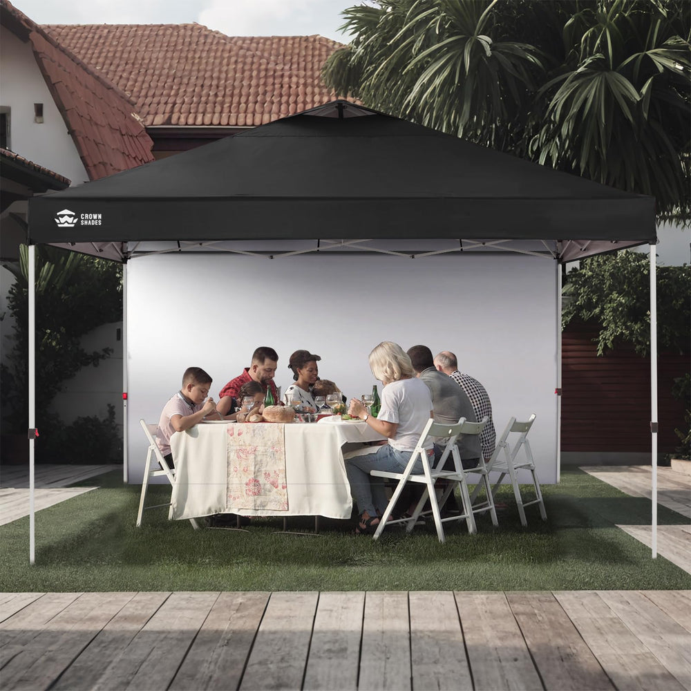 CROWN SHADES sidewall in outdoor setting