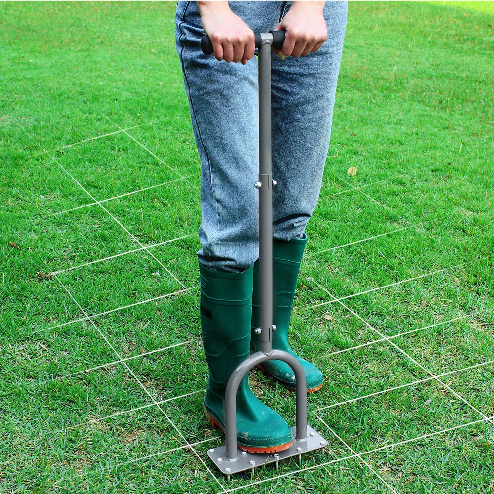 Detachable design of Walensee Manual Lawn Aerator for easy storage