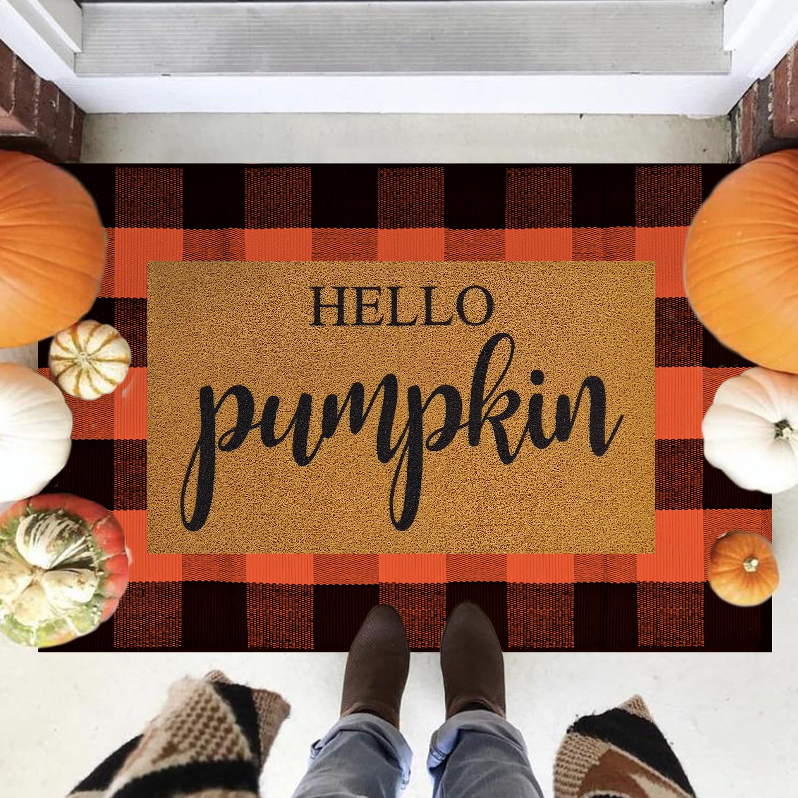 Detail of the fabric texture on the fall door mats
