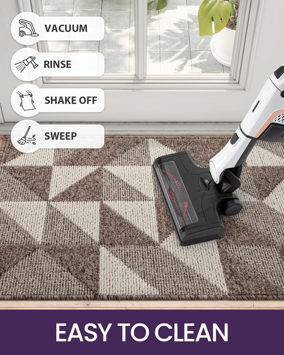 DEXI Doormat with geometric design detail