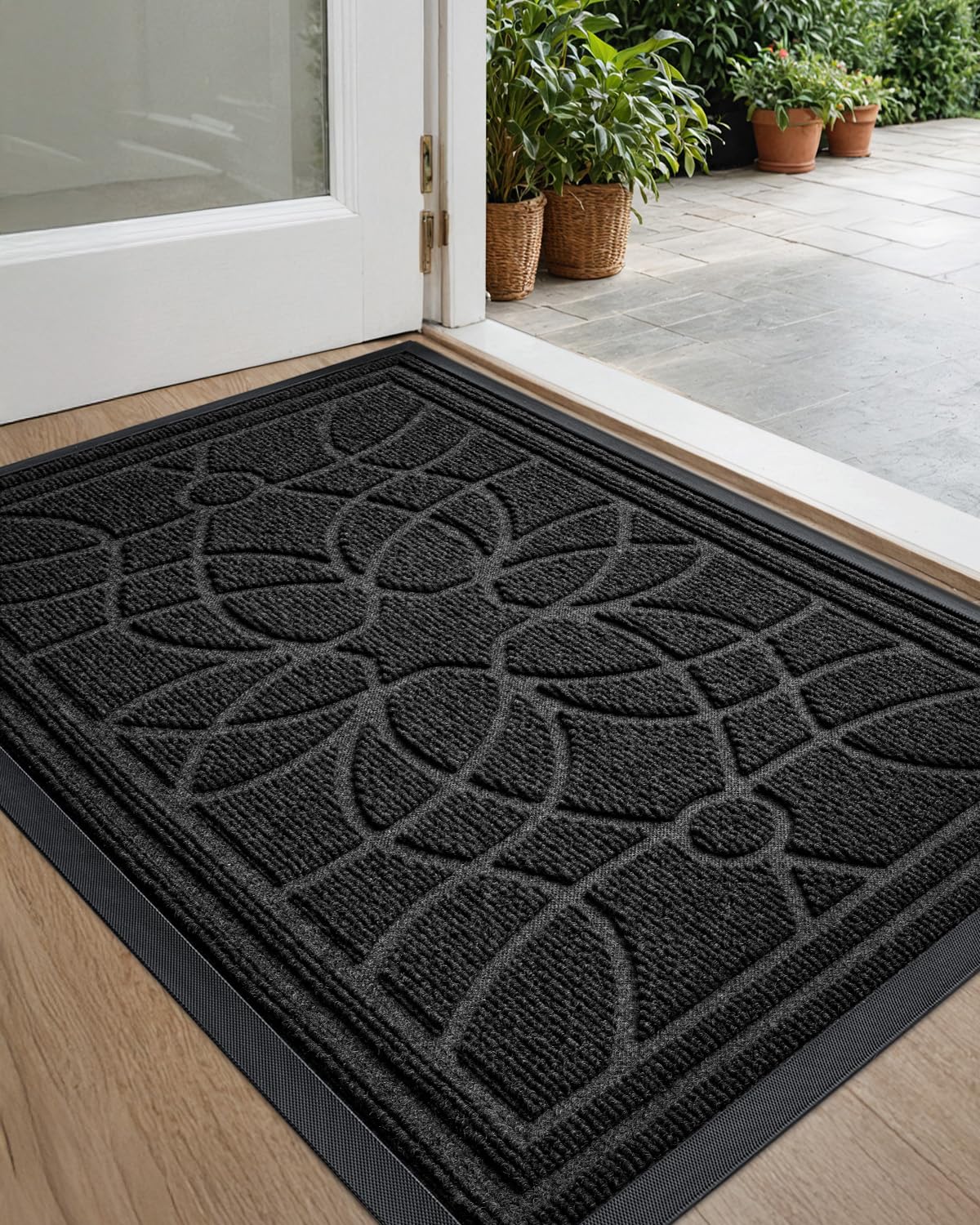 DEXI Front Door Mat 24x36 black with floral pattern