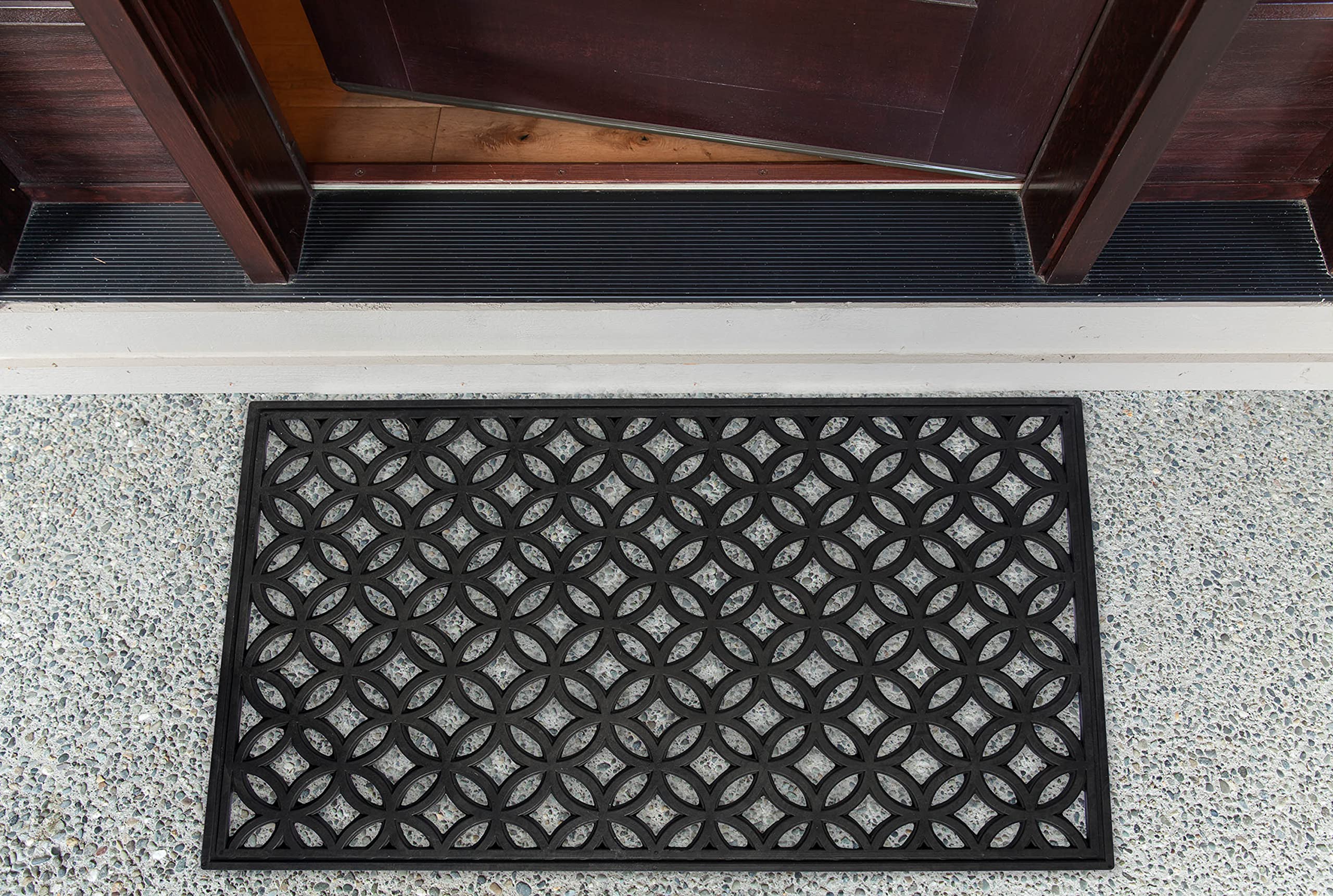 DII Rubber Doormat side view showcasing thickness