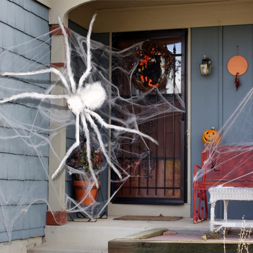 DIYDEC Halloween spider displayed on a window for spooky effect