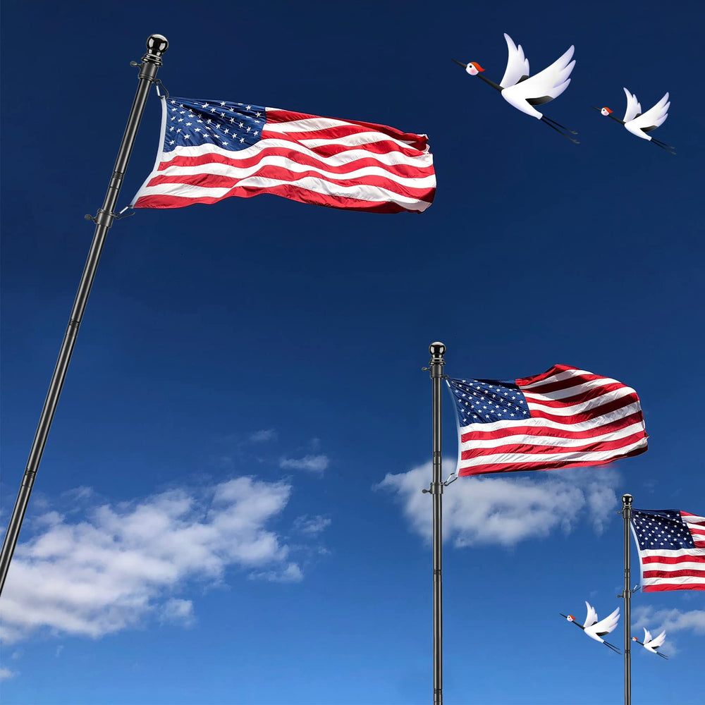 DonSail flag pole with rotating rings in the wind