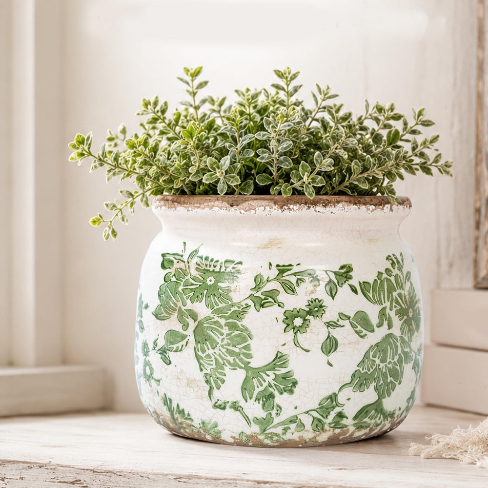 Dosayes Vintage Ceramic Flower Pot in a garden setting