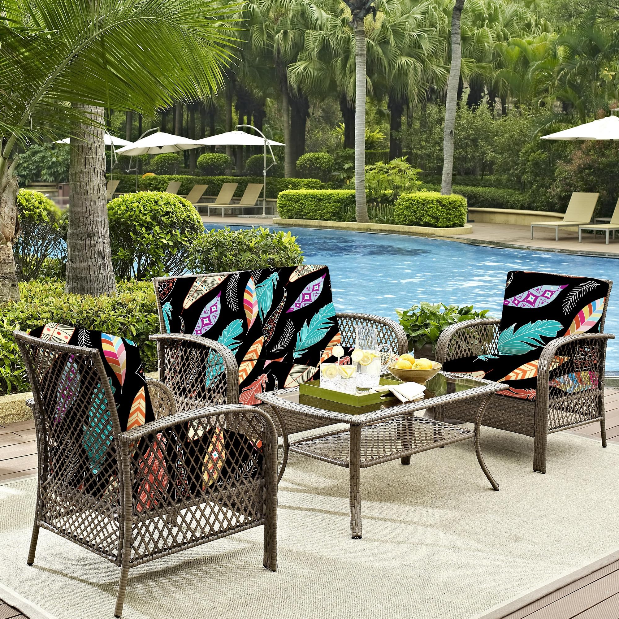 DREAHOTEXTIL cushion covers showing vibrant Color Leaf pattern