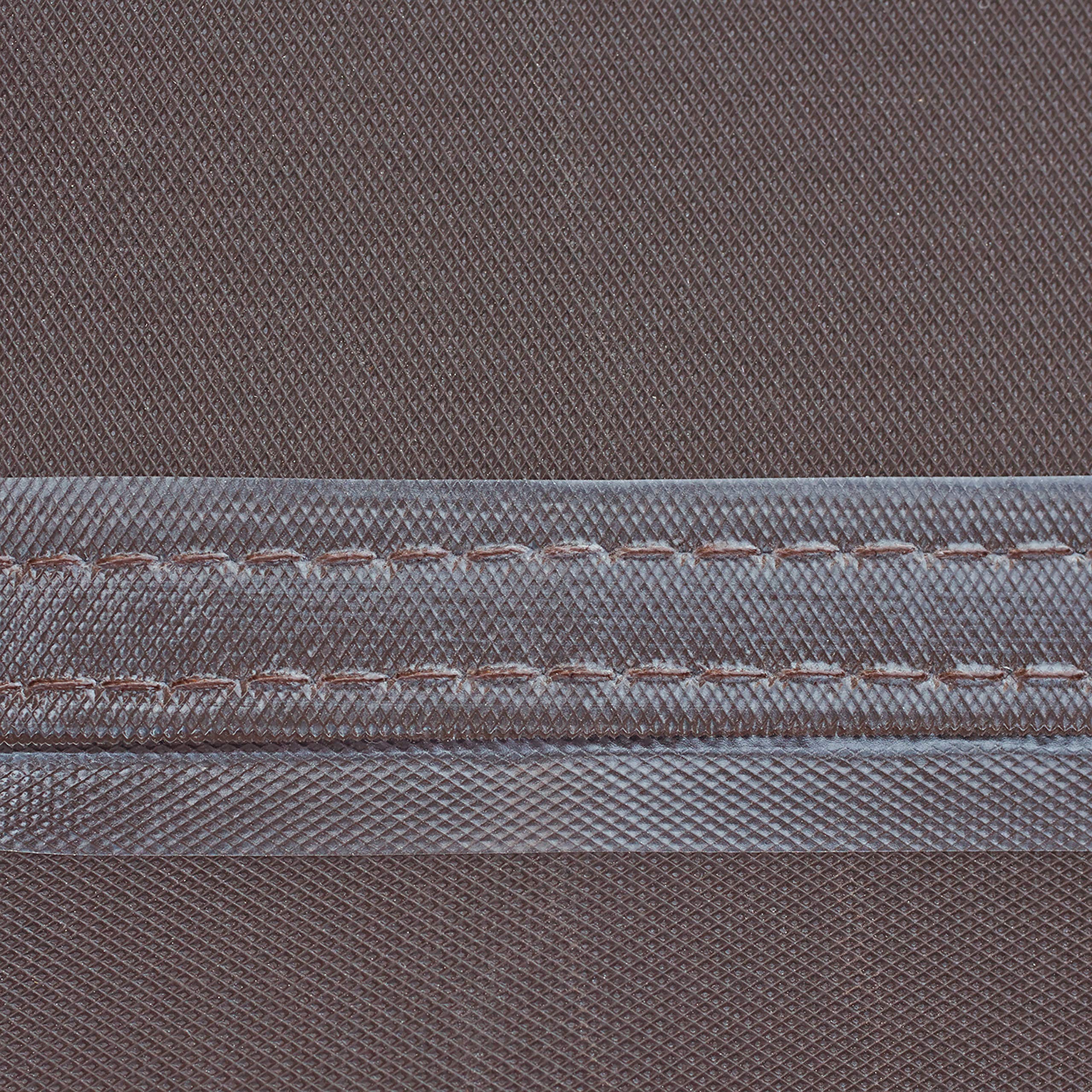 Duck Covers cover showing breathable side panels