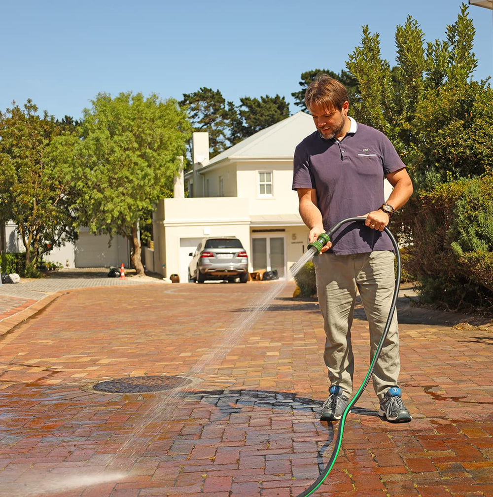 EADUTY garden hose in use watering plants