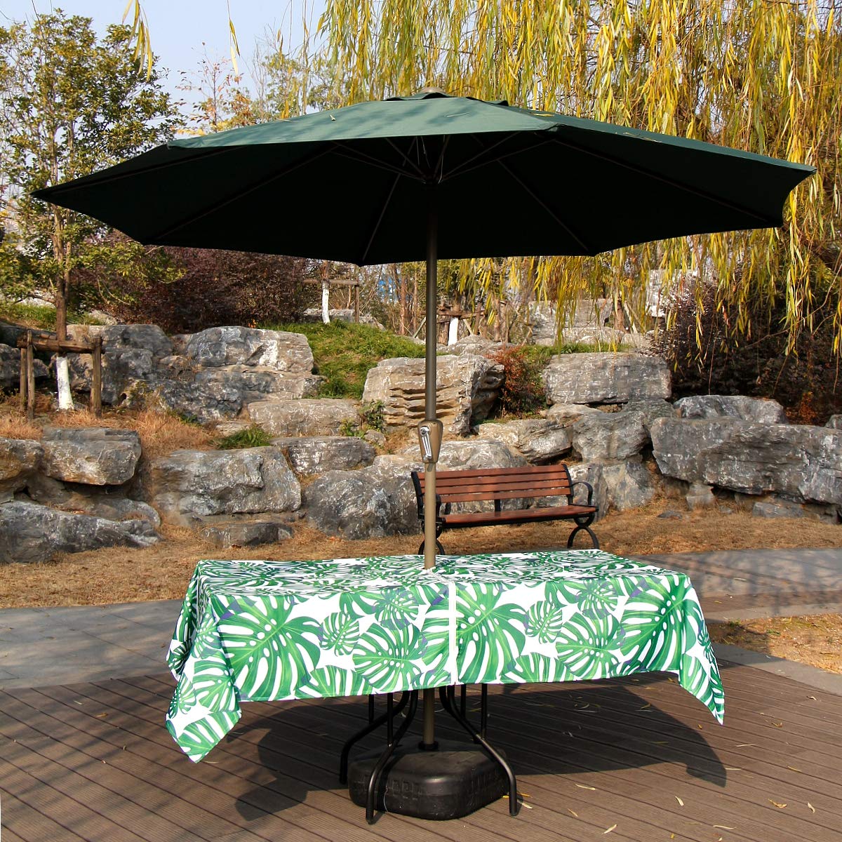 EHouseHome tablecloth showing zippered access at the centre
