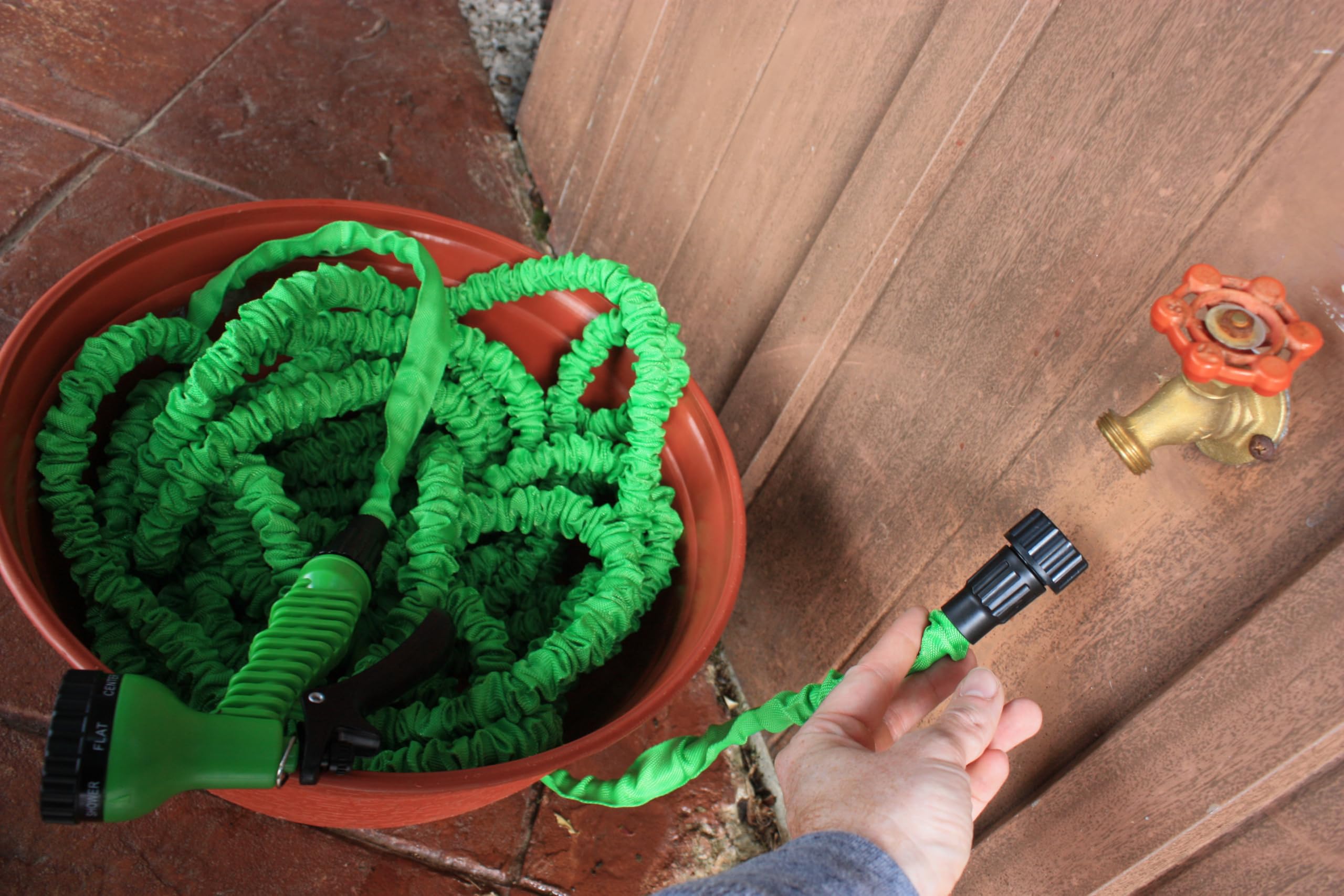 Emsco Expandable Hose Hider from above showing terracotta finish