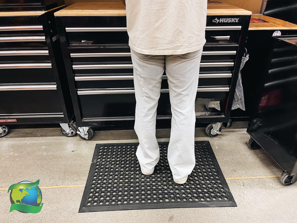 Envelor Anti Fatigue Bar Mat in outdoor patio