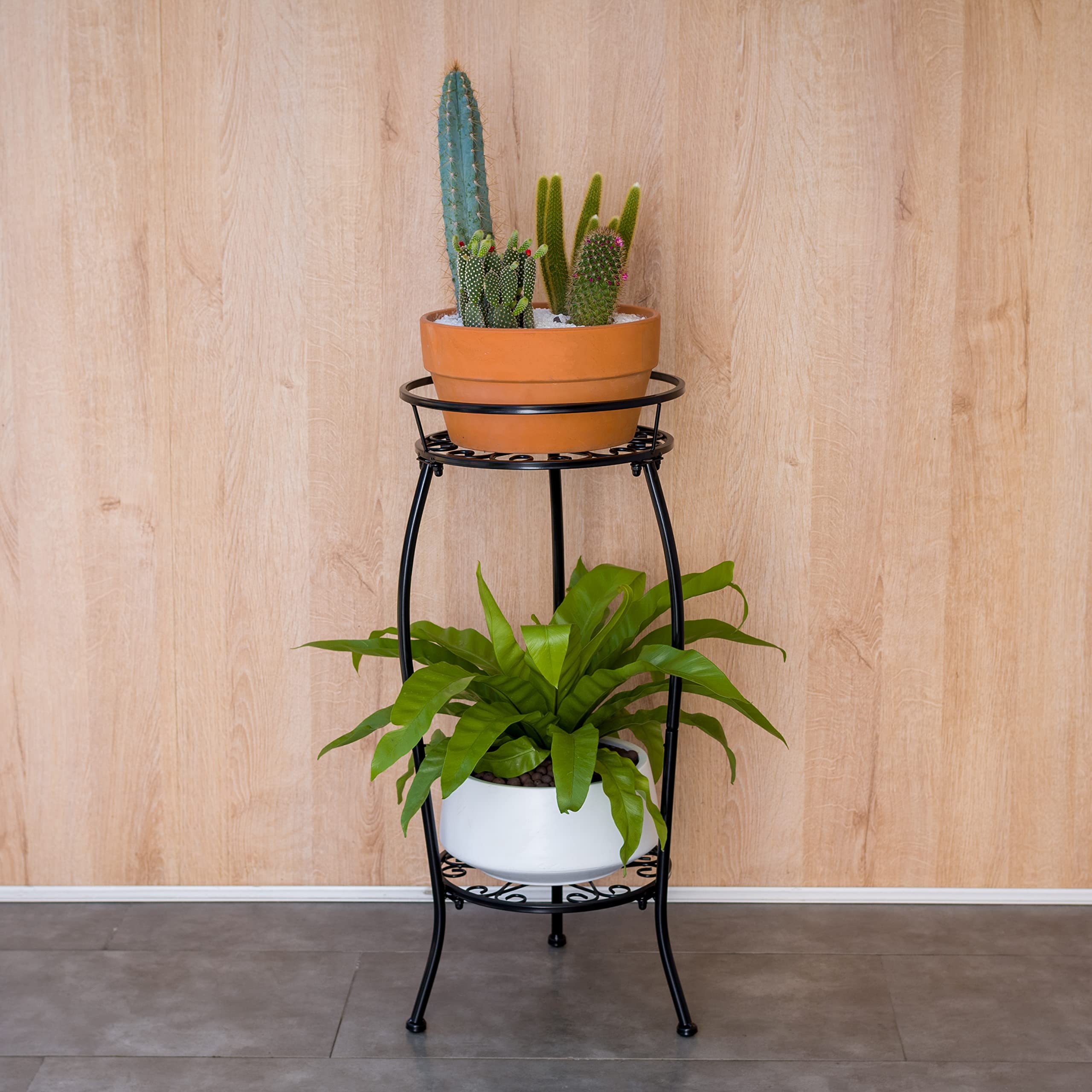 FaithLand plant stand with potted plant on top