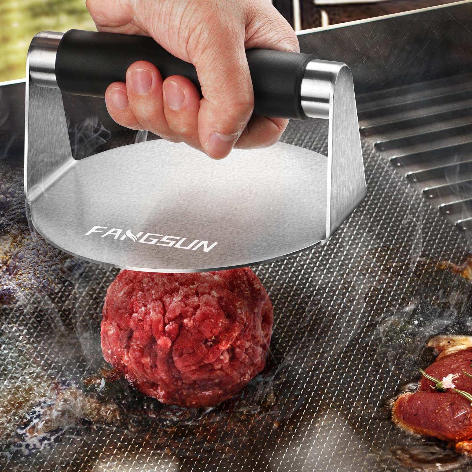 FANGSUN Burger Press with grilled vegetables and burgers