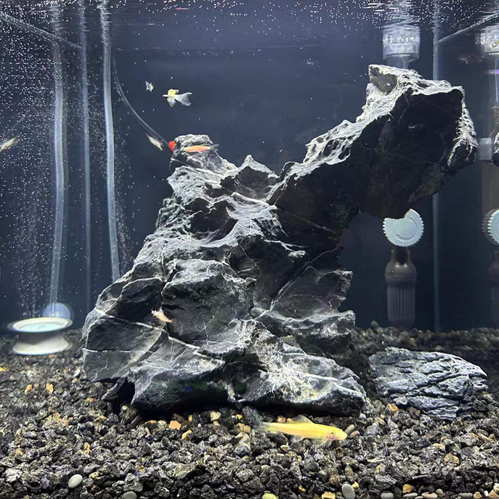 FANTIAN Black Lava Rocks in a fire pit