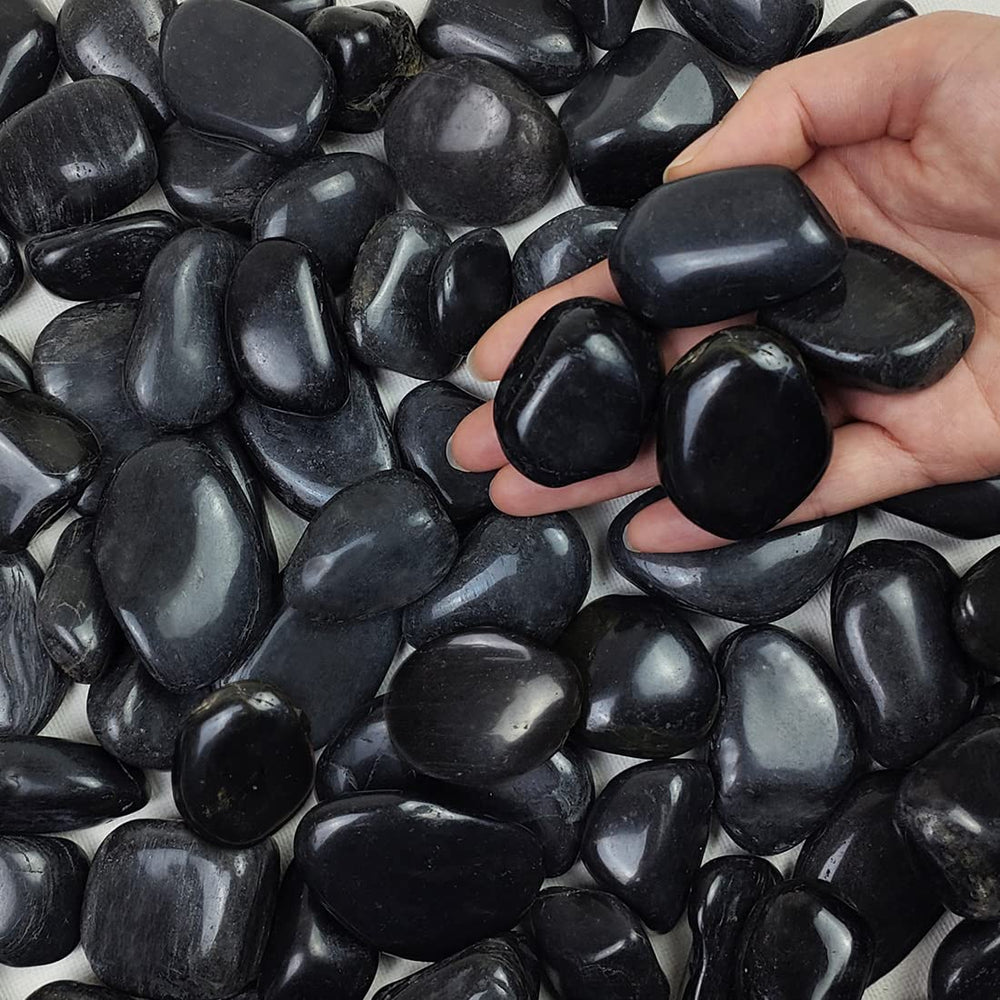 FANTIAN black river rocks 1-2 inch size front view