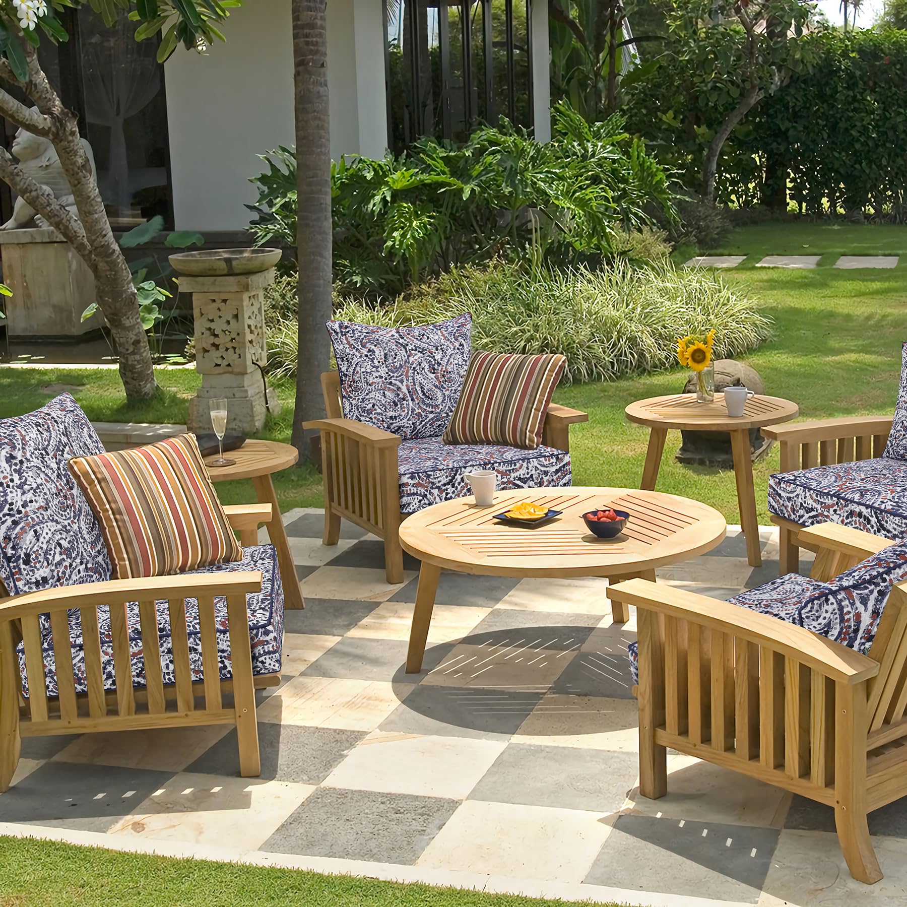 Favoyard Outdoor Cushion showing high-resilient foam construction