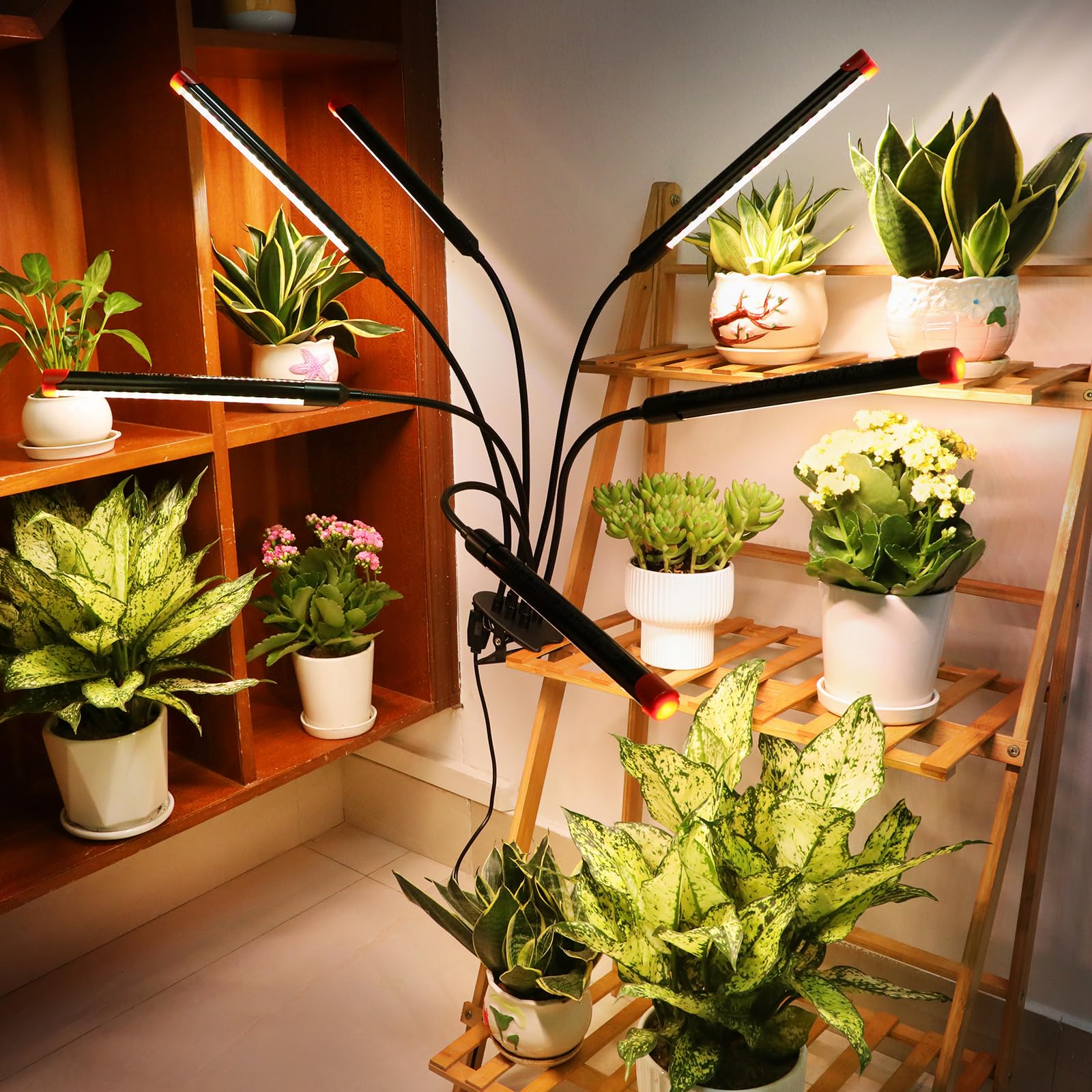 FECiDA grow light showing strong clip attachment