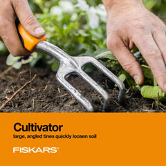 Fiskars Cultivator with ergonomic design