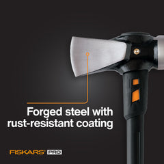 Fiskars IsoCore Splitting Maul with protective sheath