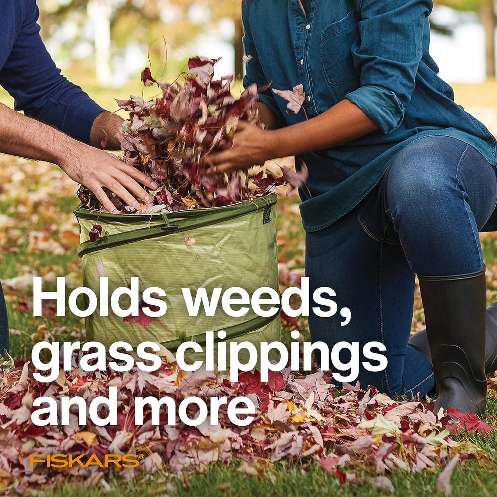 Fiskars Kangaroo Garden Bag filled with yard waste