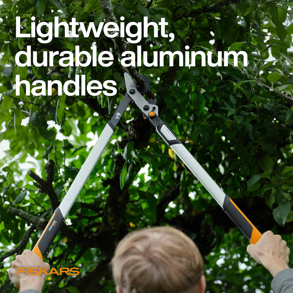 Fiskars Lopper showing S mode for fast snips on small twigs