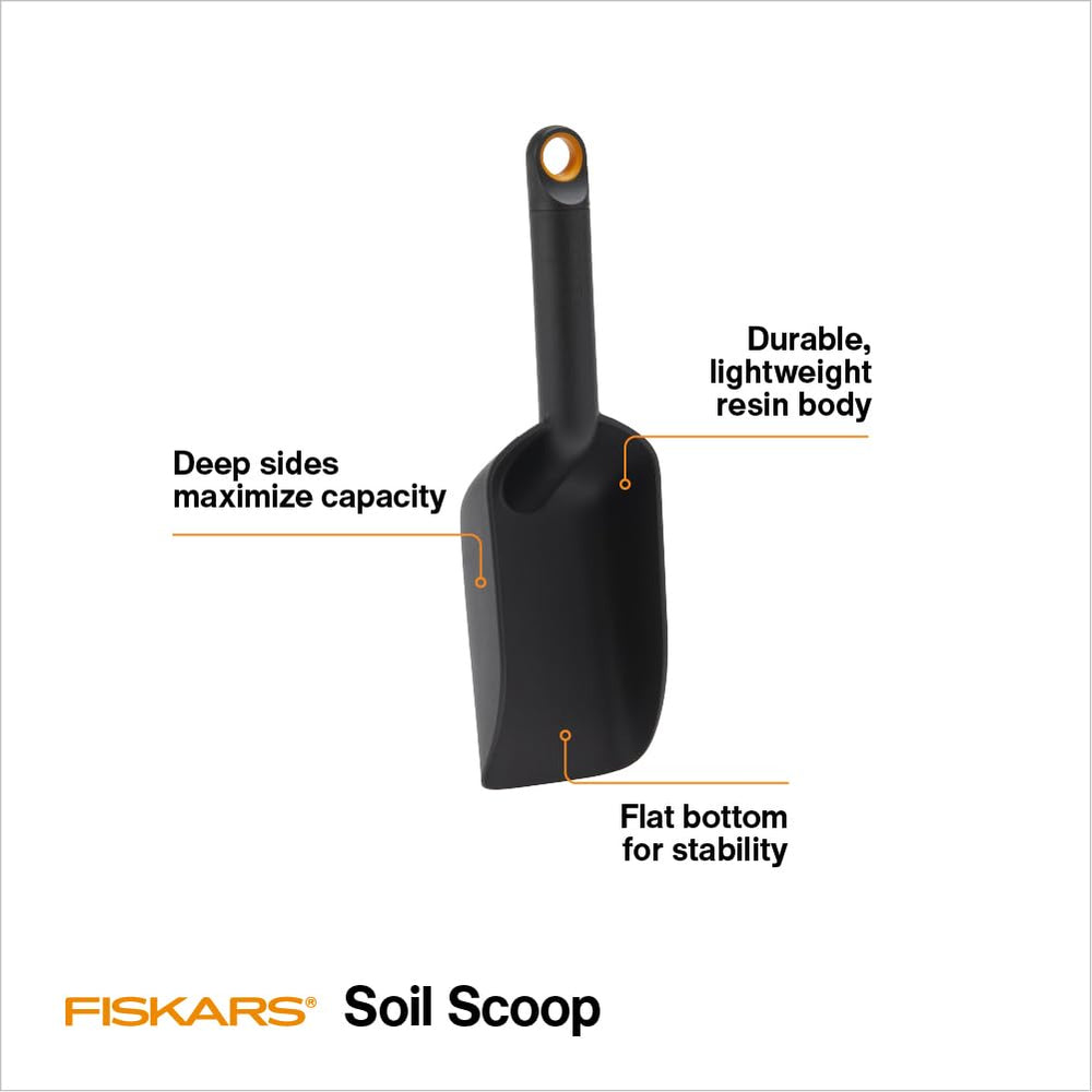 Fiskars Soil Scoop flat bottom design for stability