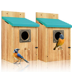 Fitraho cedar bird house front view with textured surface