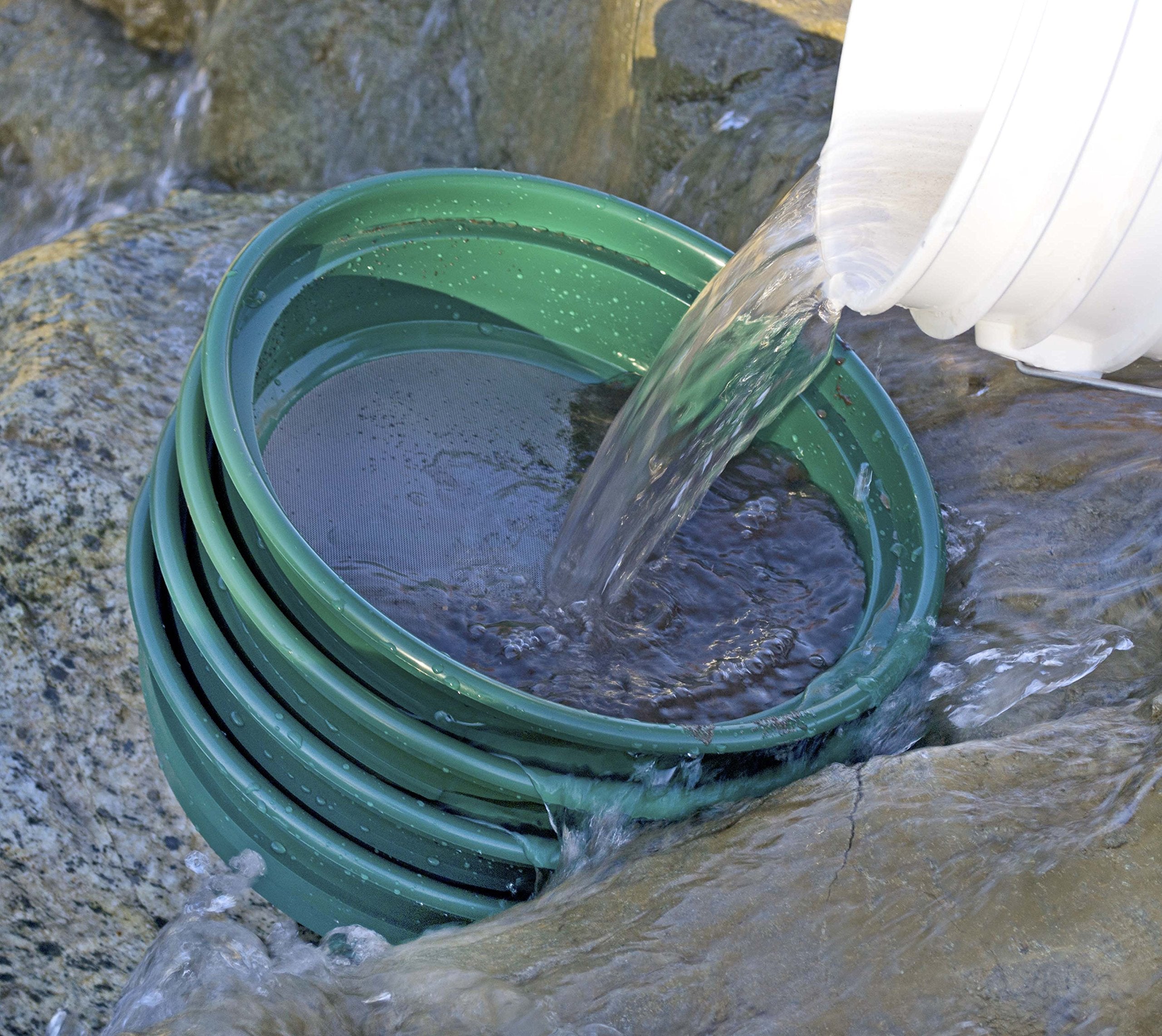 Full view of SE 9-piece sifting pan set showing all sizes