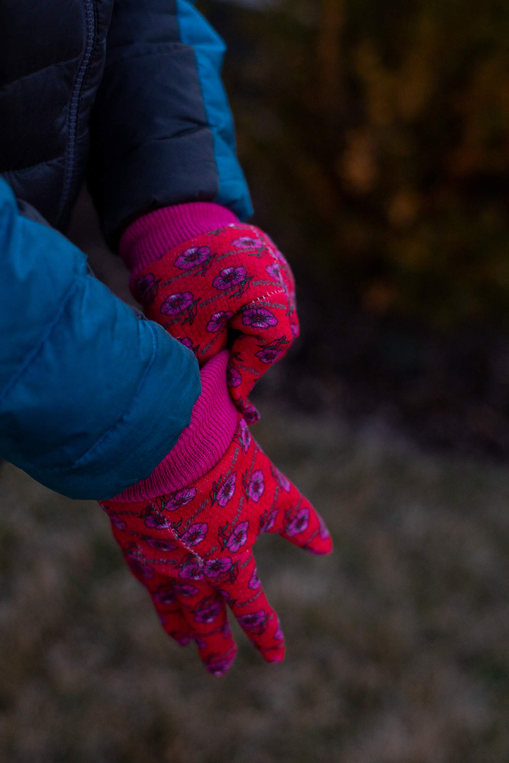 G & F Kids Garden Gloves in action during outdoor play