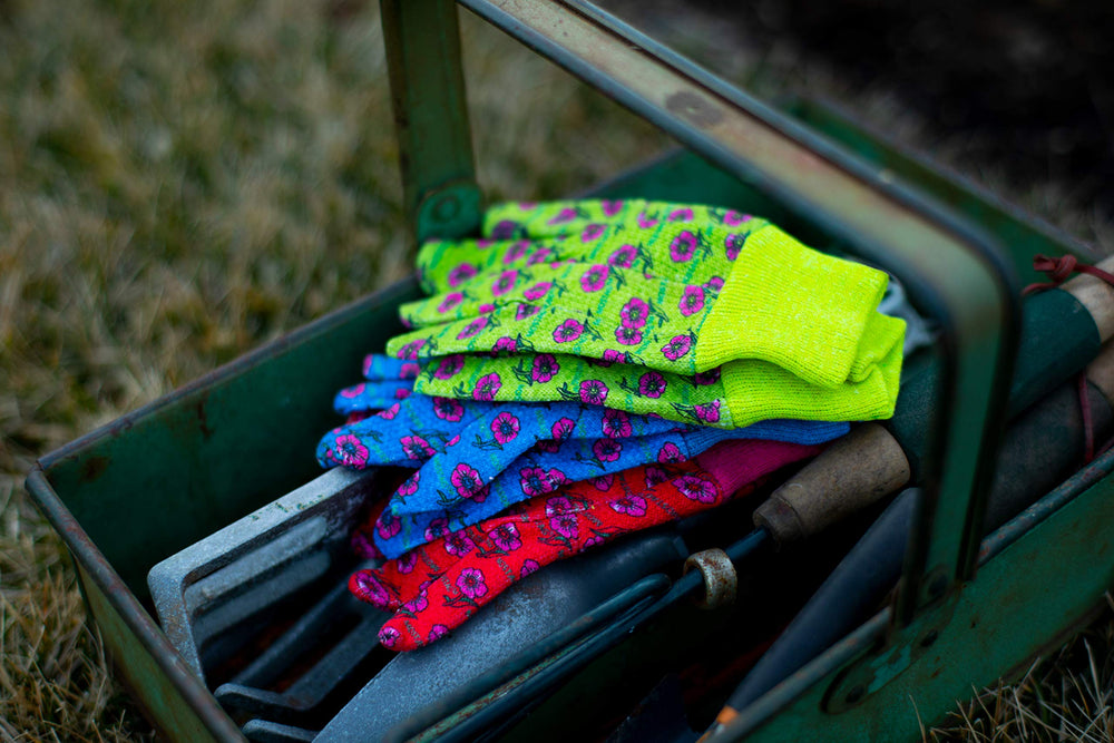 G & F Kids Garden Gloves pack showing vibrant colours