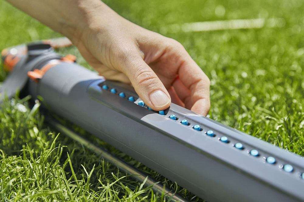 Gardena AquaZoom Oscillating Sprinkler demonstrating adjustable spray width