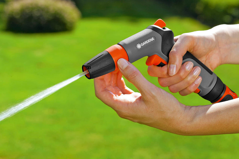 Gardena Cleaning Nozzle Classic in use watering plants