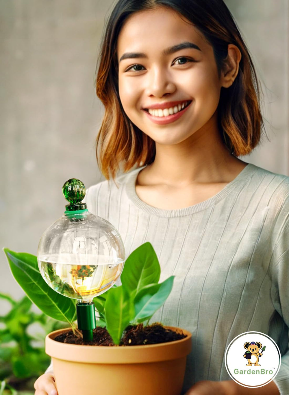 GARDENBRO self-watering globe with soil stick for easy planting