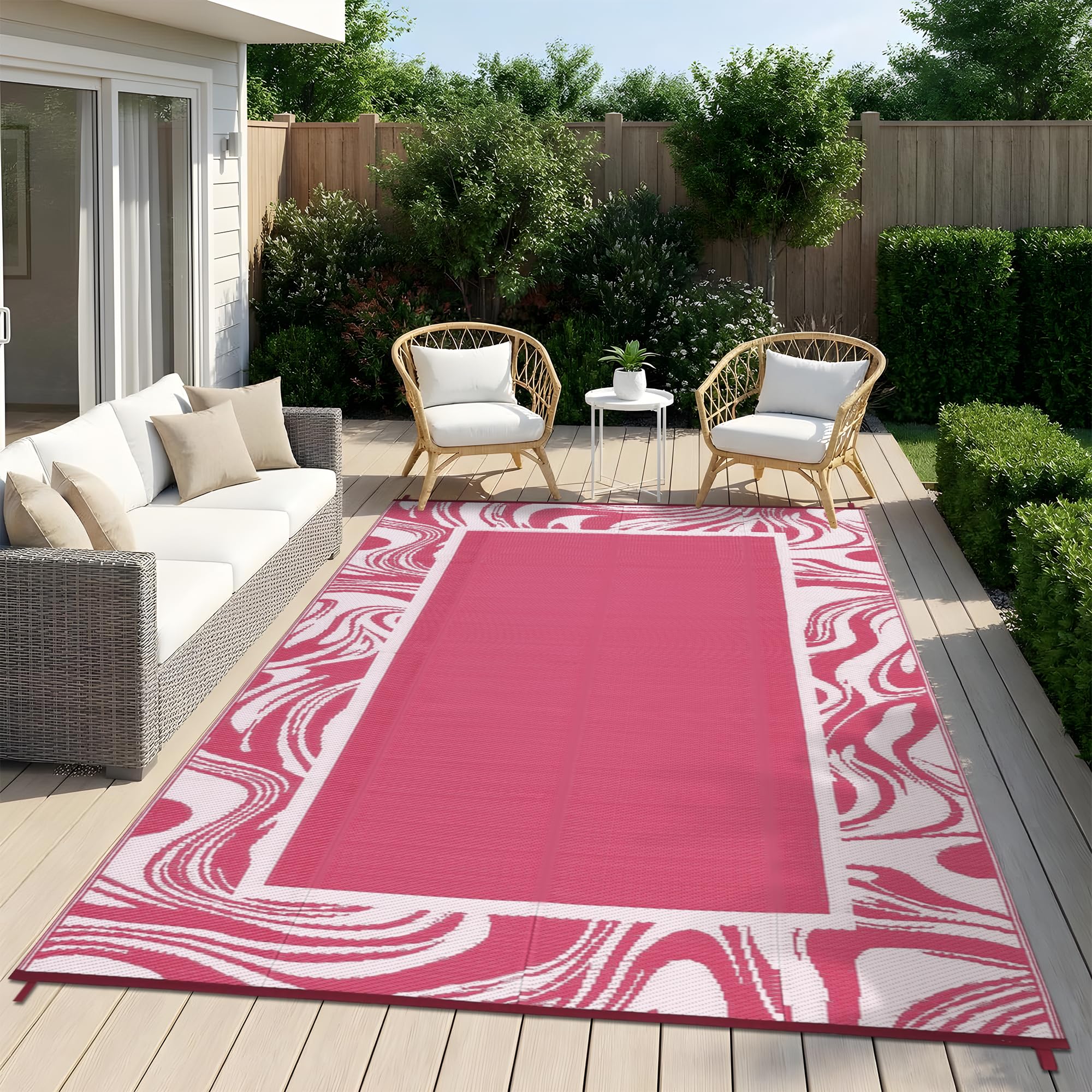 Garvee 6x9 Outdoor Rug cleaned with a hose