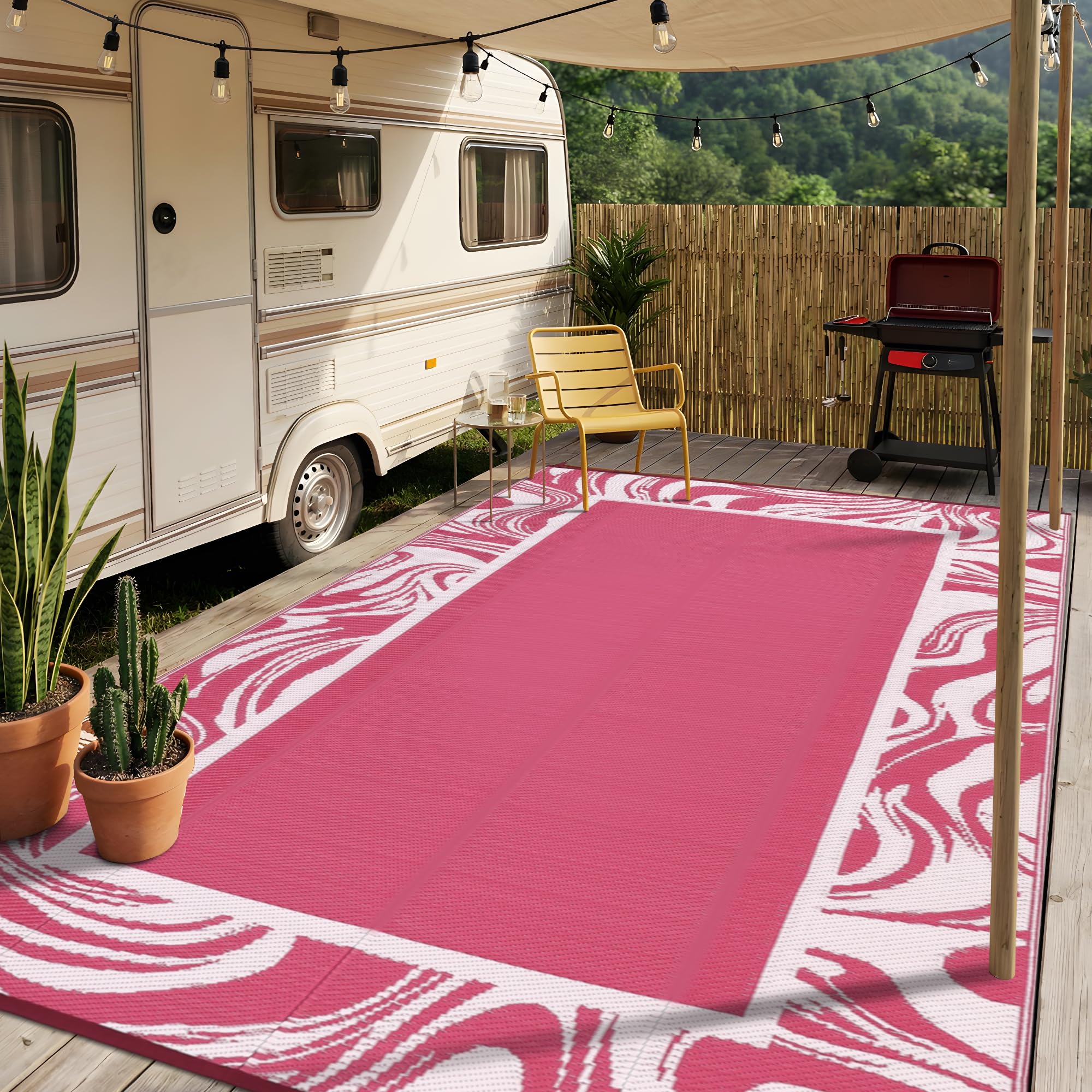 Garvee 8x10 Outdoor Rug in a patio setting
