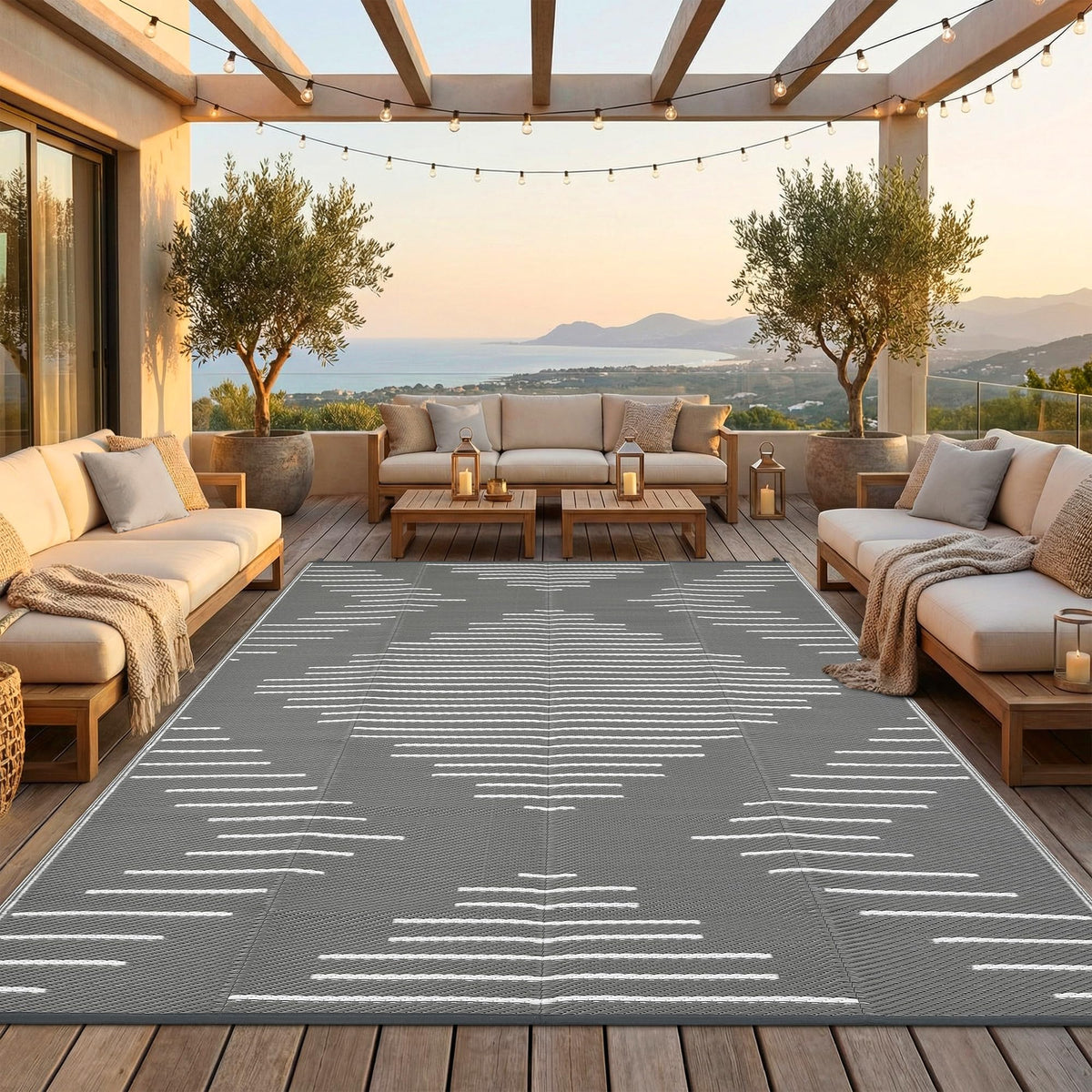 Garvee 9x12 Waterproof Outdoor Rug in grey and white