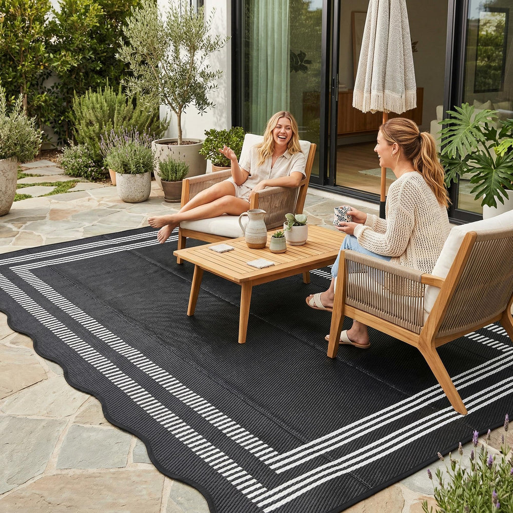 Garvee Waterproof Outdoor Rug 5x8 in black and white geometric design