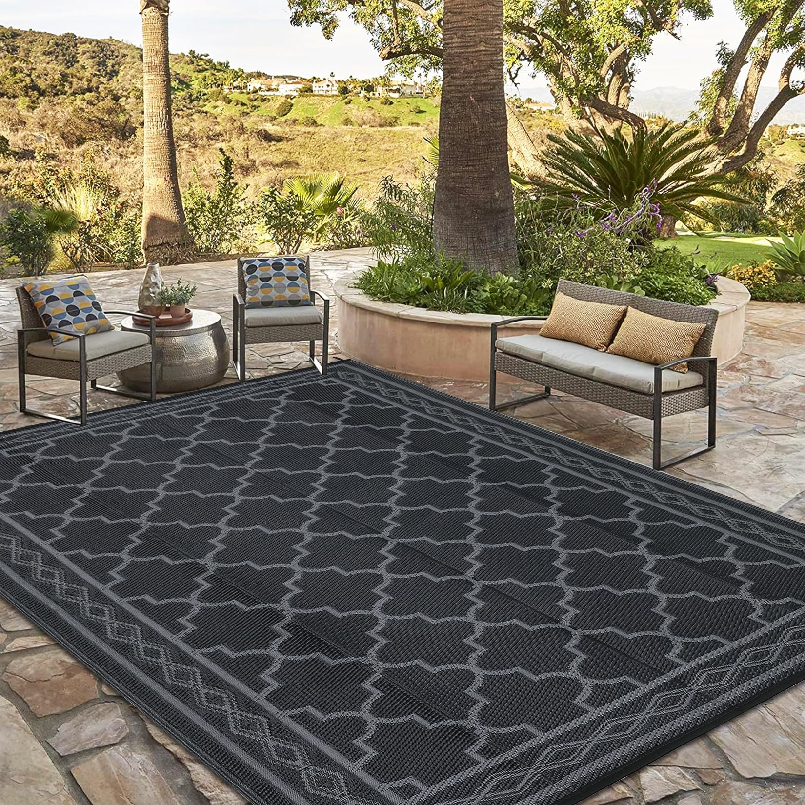 Garvee waterproof rug easy to clean with hose