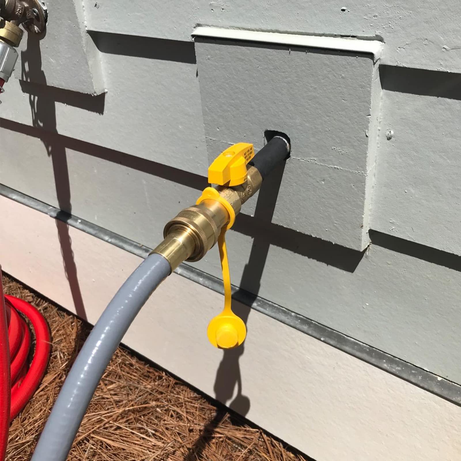 GASPRO hose connectors close-up with dust caps