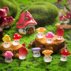 GDZRDFLH Mini Mushroom Figurines in garden setting