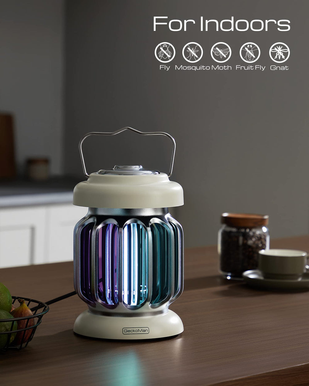 GeckoMan Bug Zapper removable tray for easy cleaning