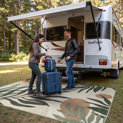 GENIMO 5x8 Outdoor Rug side view showcasing thickness