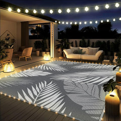 GENIMO 6'x9' Outdoor Rug in Led Grey & White, front view