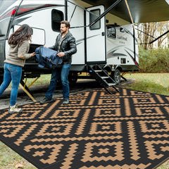GENIMO Outdoor Rug 10'x10' black and brown geometric pattern front view