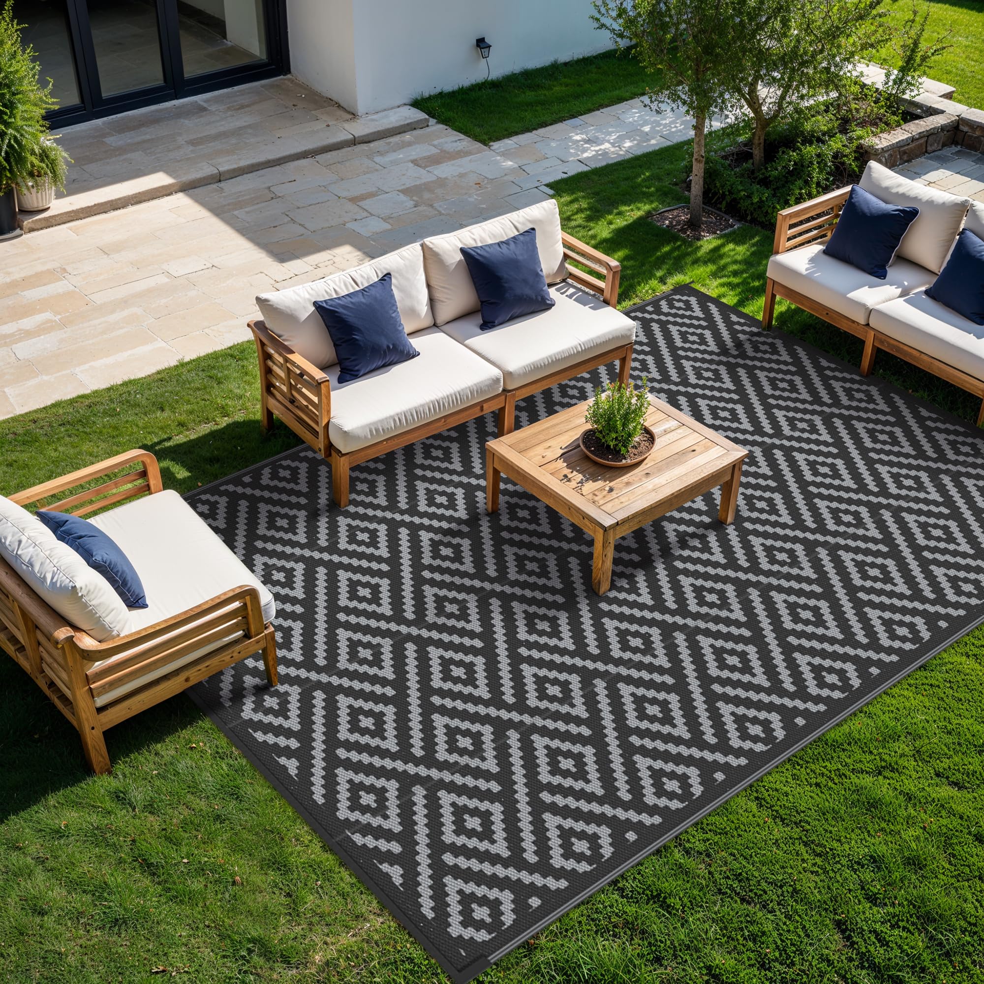 GENIMO Outdoor Rug 10'x10' black grey front view